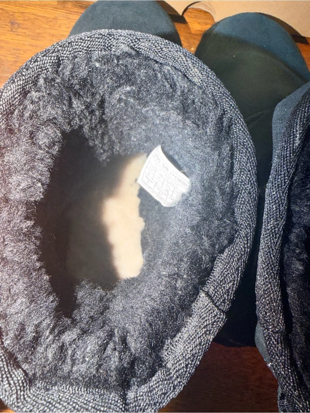 UGG classic short
